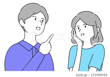 楽しそうに笑顔で会話をする2人の若い男女 楽しそうに笑顔で会話をする2人の若い男女 125999564