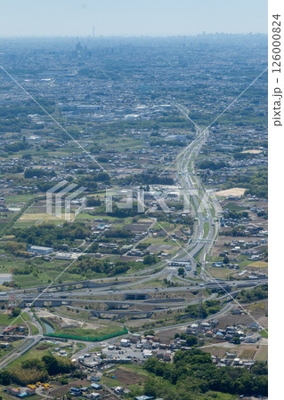 桶川北本インターチェンジ付近を空撮 桶川北本インターチェンジ付近を空撮 126000824