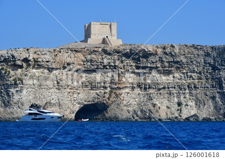 マルタ共和国、コミノ島、聖マリアの塔、クルーザー 126001618