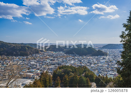 浜松市の光明寺の山村広場展望台から見た街並み(静岡県) 126005878