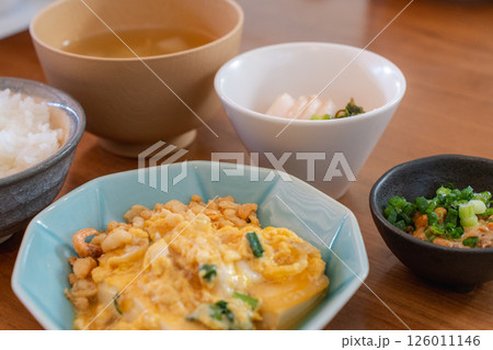豆腐と納豆のヘルシー和朝食セット 豆腐と納豆のヘルシー和朝食セット 126011146