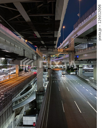 夜の都市高速 126012006