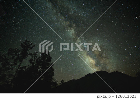 屋久島洋上アルプス 天の川(夏) 屋久島洋上アルプス 天の川(夏) 126012623
