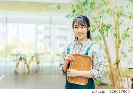 カフェのアルバイト　女性 126017609