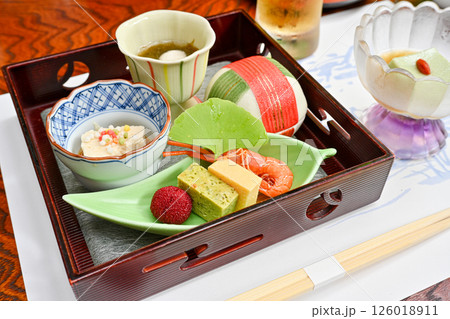 和食の前菜  【高級日本料理】 和食の前菜  【高級日本料理】 126018911