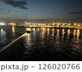 船から見る港の光 126020766