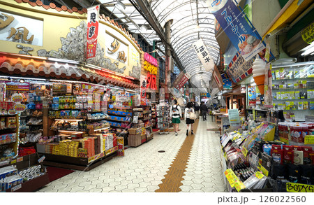 那覇の市場通り商店街 126022560