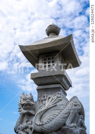 Dragon-carved stone lantern - Toro - in Enoshima Island, Japan Dragon-carved stone lantern - Toro - in Enoshima Island, Japan 126024473