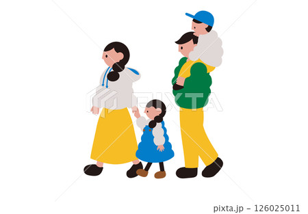 並んで歩くファミリー 126025011