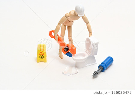 新築 中古住宅 リフォーム トイレ 水漏れ 修理 見積イメージ 126026473