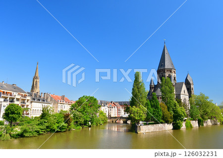 フランス、メッス。プロテスタント教会「タンプル・ヌフ」。2024年5月11日撮影。 フランス、メッス。プロテスタント教会「タンプル・ヌフ」。2024年5月11日撮影。 126032231