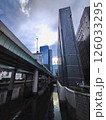 東京、日本橋から望むビル群 126033295