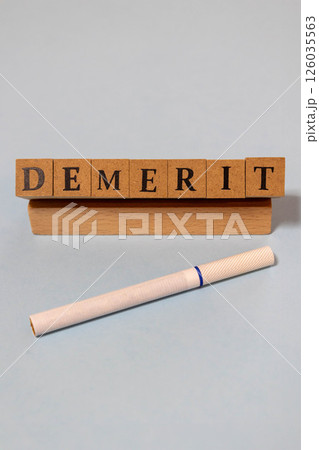文字ブロック　DEMERIT　たばこ 126035563