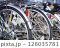 駐輪場の自転車たち 126035781