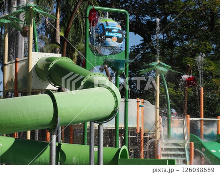 ディスカバリーパークロックハンプトンのウォーターパーク　オーストラリア 126038689