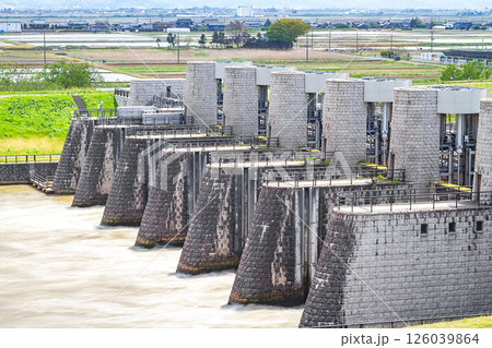 大河津分水路 洗堰 (新潟県燕市) 大河津分水路 洗堰 (新潟県燕市) 126039864