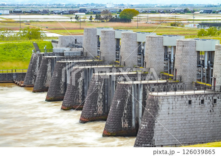 大河津分水路 洗堰 (新潟県燕市) 大河津分水路 洗堰 (新潟県燕市) 126039865