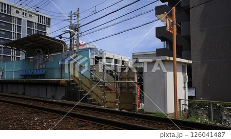 JR牟岐線の阿波富田駅、無人駅だが徳島県庁への最寄り駅 126041487
