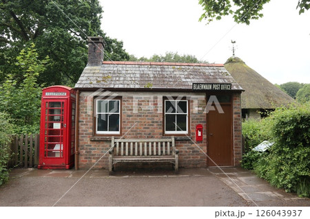ウェールズ、セント・ファガンズ歴史村の郵便局 126043937