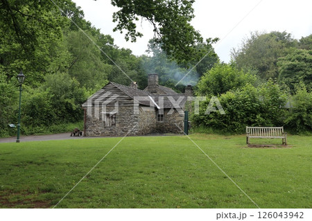 ウェールズ、セント・ファガンズ歴史村の鍛冶屋 126043942