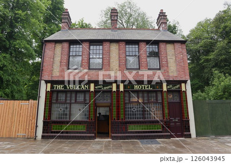 ウェールズ、セント・ファガンズ歴史村のパブ 126043945