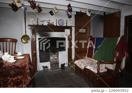 ウェールズ、セント・ファガンズ歴史村の民家 126043952