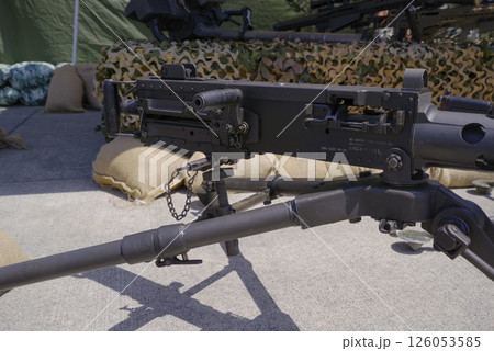 アメリカ軍の重機関銃 126053585
