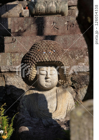 京都幕末とアフロ仏のくろ谷金戒光明寺の紅葉 京都幕末とアフロ仏のくろ谷金戒光明寺の紅葉 126054338