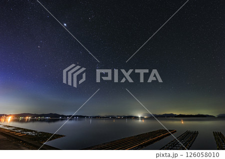 瀬戸内の秋星景　昇るオリオン座 126058010