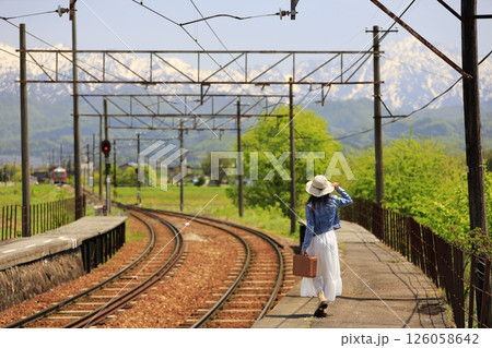 立山連峰の見える駅 立山連峰の見える駅 126058642