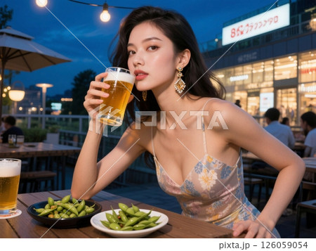 ビアガーデンでビール 126059054