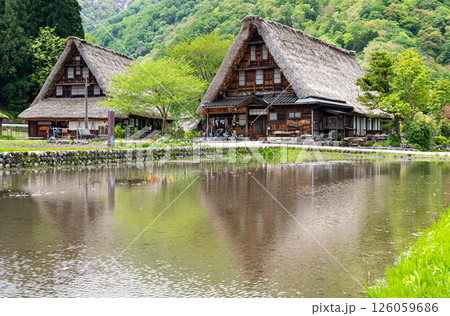 田植えの時期に五箇山合掌造り集落を訪ね、その原風景に心癒されて 田植えの時期に五箇山合掌造り集落を訪ね、その原風景に心癒されて 126059686