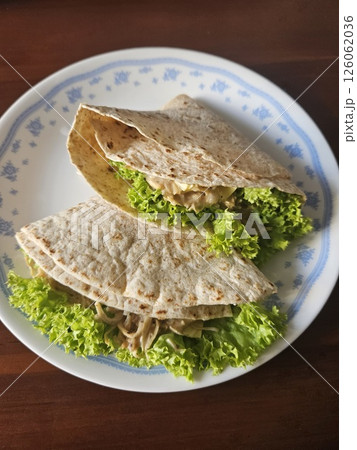 Delicious healthy tuna sandwich meal 126062036