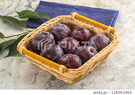 Ripe sweet tasty blue plum Ripe sweet tasty blue plum 126062468