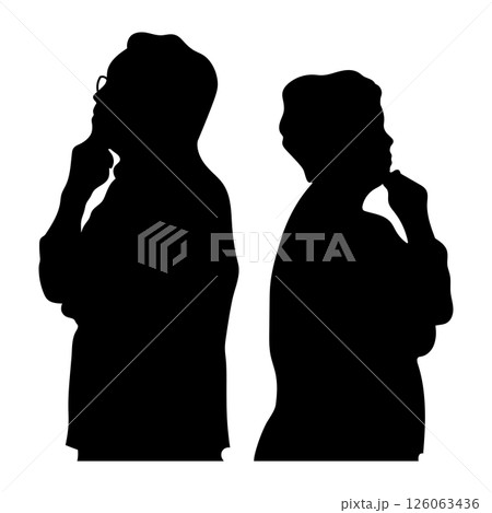 考える中高年の男女のシルエットイラスト 考える中高年の男女のシルエットイラスト 126063436