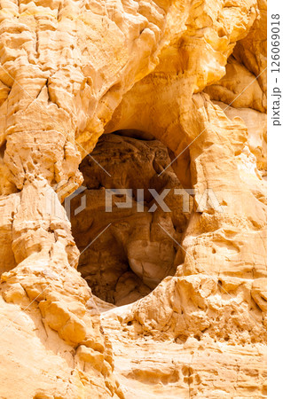 Hole in a rock. Timna park, Israel Hole in a rock. Timna park, Israel 126069018