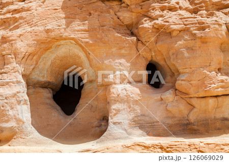 Hole in a rock. Timna park, Israel Hole in a rock. Timna park, Israel 126069029