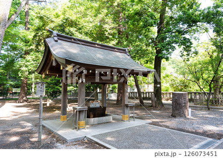 布多天神社手水舎 春の青空 東京都調布市調布ケ丘1丁目 布多天神社手水舎 春の青空 東京都調布市調布ケ丘1丁目 126073451