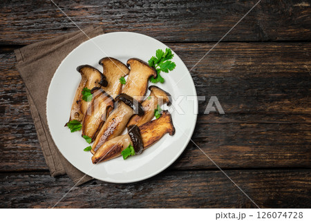 King Oyster Mushroom Steak, Eryngii mushrooms 126074728