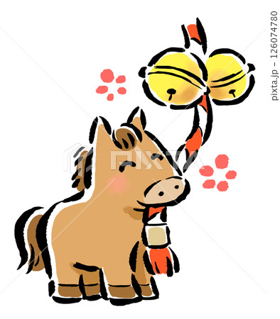 お正月に神社で鈴を鳴らして祈願する干支の馬（午） 126074780