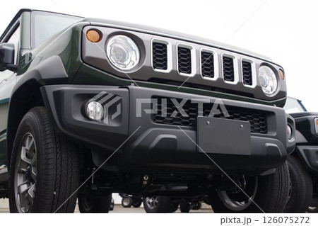 自動車イメージ　スズキ ジムニーノマドのフロントマスク 126075272