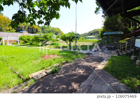 舞岡八幡宮参道と舞岡農業専用地区(神奈川県横浜市戸塚区舞岡町) 舞岡八幡宮参道と舞岡農業専用地区(神奈川県横浜市戸塚区舞岡町) 126075469