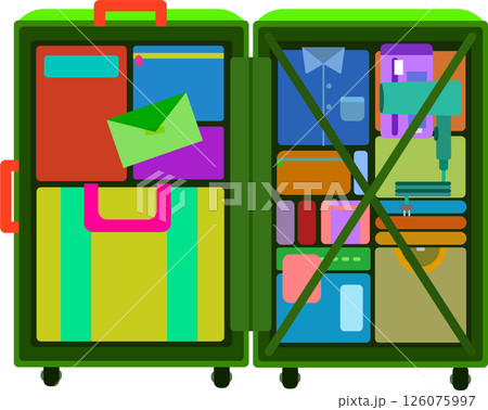 荷造り中の整理されたキャリーケースの中身 荷造り中の整理されたキャリーケースの中身 126075997