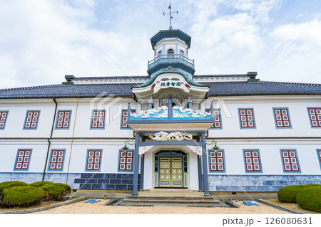 長野県松本市　国宝旧開智学校校舎 126080631