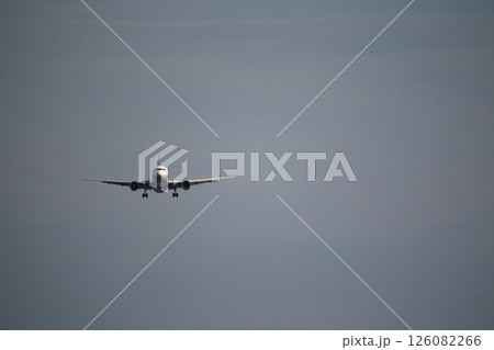 飛行機の着陸 飛行機の着陸 126082266