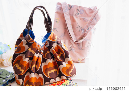 手作りのバッグたち 126082433