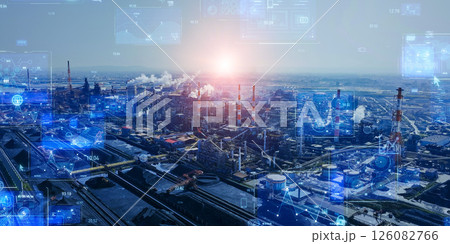 工業地帯とデジタルテクノロジーのコンセプト バナー・広告向け横長ビジュアル 工業地帯とデジタルテクノロジーのコンセプト バナー・広告向け横長ビジュアル 126082766
