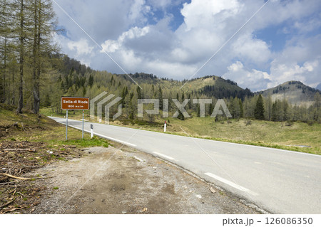 Landscape near Sella di Razzo and Sella di Rioda pass, Carnic Alps, Friuli-Venezia Giulia, Italy Landscape near Sella di Razzo and Sella di Rioda pass, Carnic Alps, Friuli-Venezia Giulia, Italy 126086350