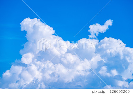 【夏素材】入道雲がわく夏空のイメージ素材【長野県】 【夏素材】入道雲がわく夏空のイメージ素材【長野県】 126095209
