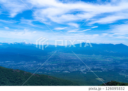 【山素材】夏のトーミの頭から見る善光寺平方面【長野県】 【山素材】夏のトーミの頭から見る善光寺平方面【長野県】 126095832